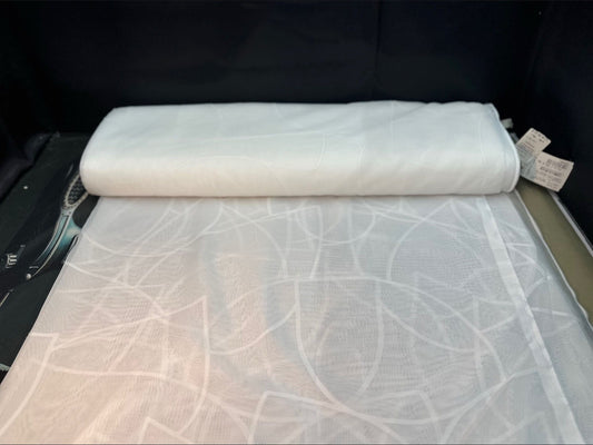 Elegante Jacquard-Spitzengardine in Weiß – 1,45m x 2,50m – Filigranes florales Design