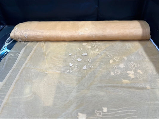 Eleganter Voile-Vorhang in Gold mit floraler Stickerei – 145 x 250 cm